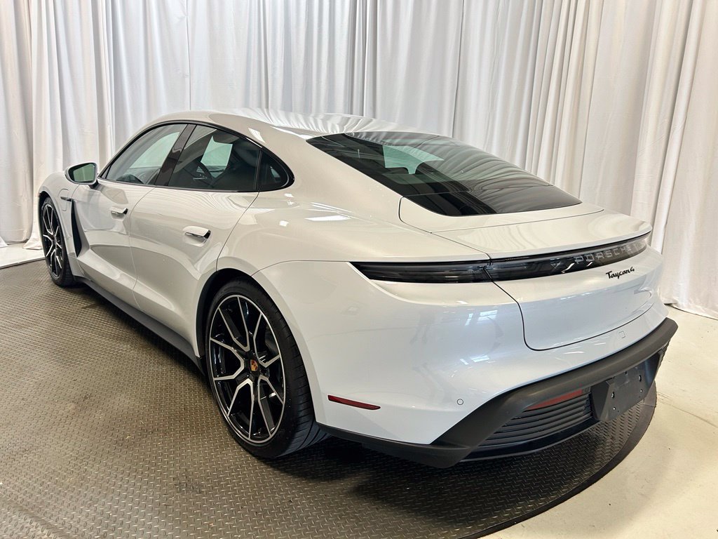 Certified 2025 Porsche Taycan AWD/4WD image 3