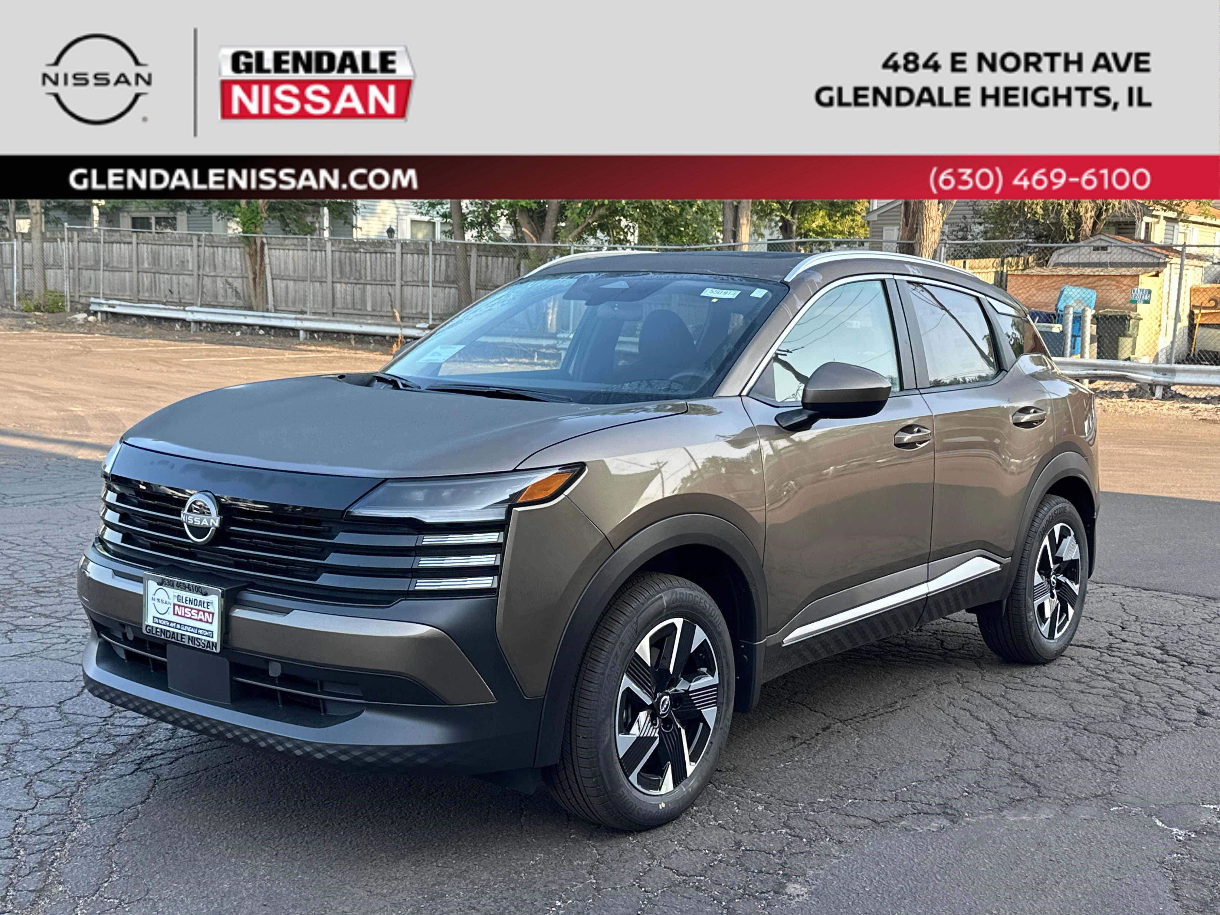 New 2025 Nissan Kicks SV w/ SV Premium Package