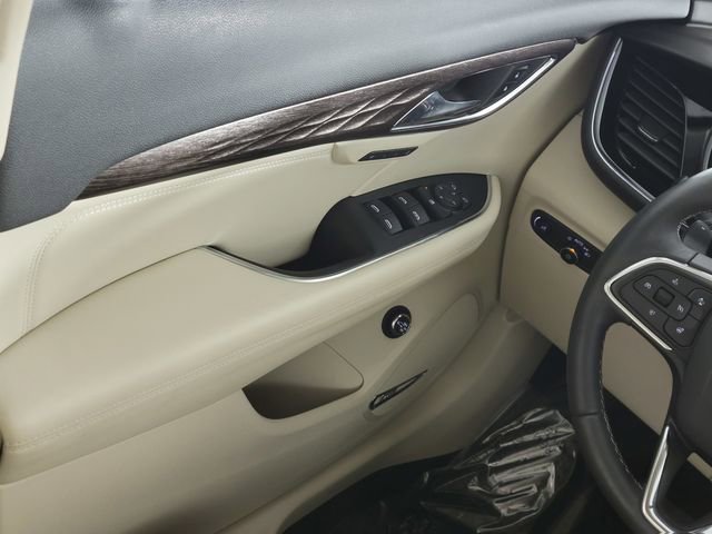 Used 2023 Buick Envision Avenir image 31