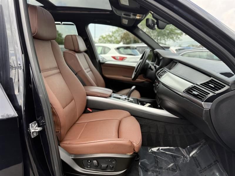 Used 2012 BMW X5 xDrive35i image 13