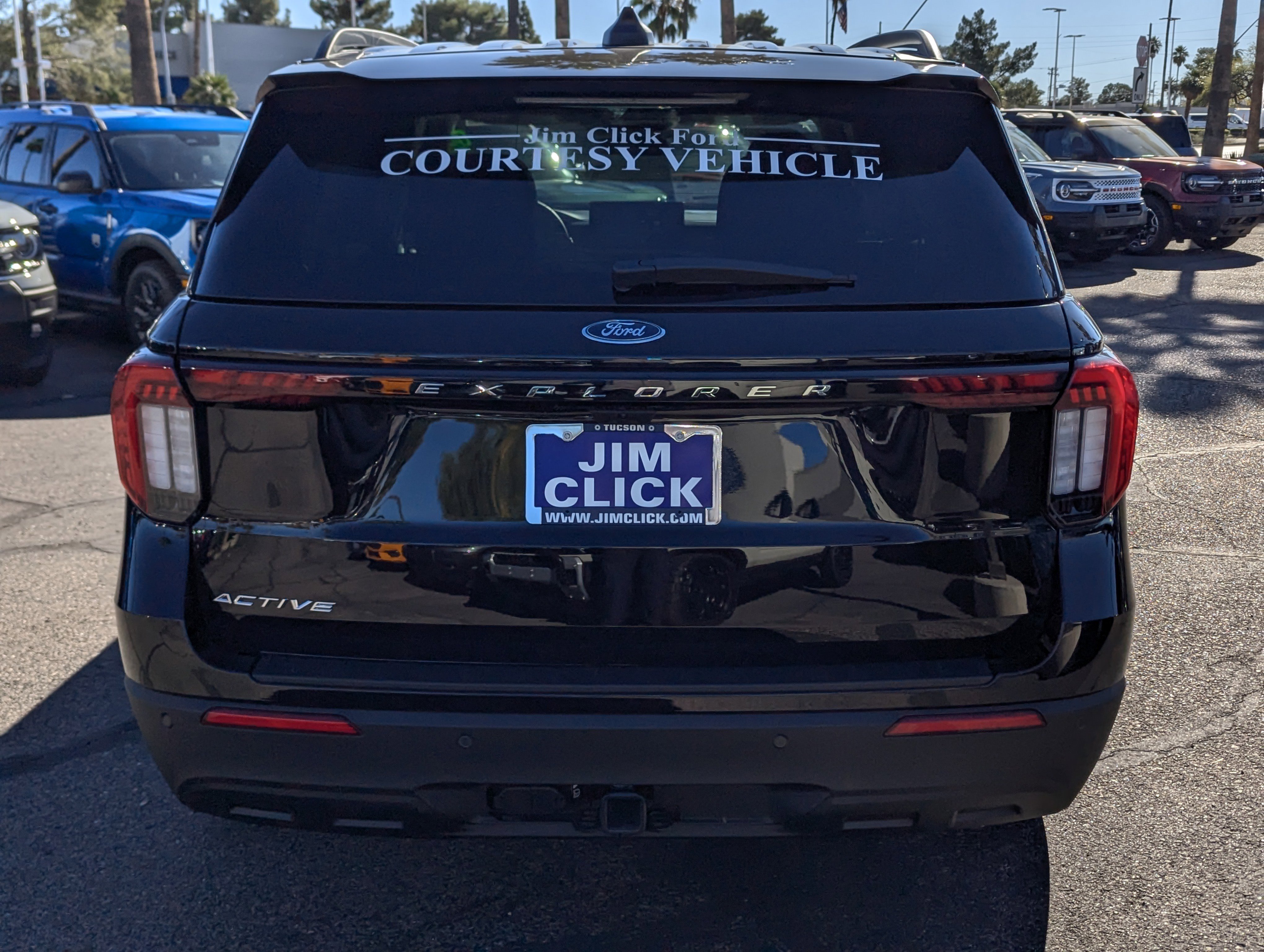 New 2025 Ford Explorer Active image 3