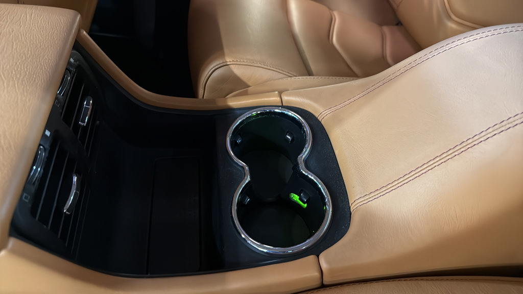 Used 2015 Maserati GranTurismo Convertible RWD image 36