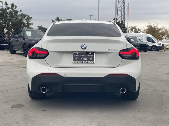 Used 2026 BMW 230i Coupe w/ Premium Package RWD image 7
