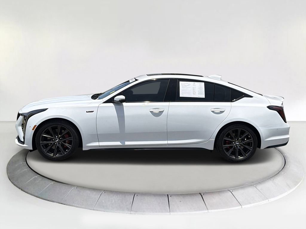 Used 2025 Cadillac CT5 V RWD image 2