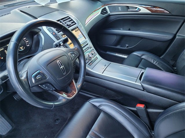 Used 2018 Lincoln MKZ Select w/ Technology Package image 11