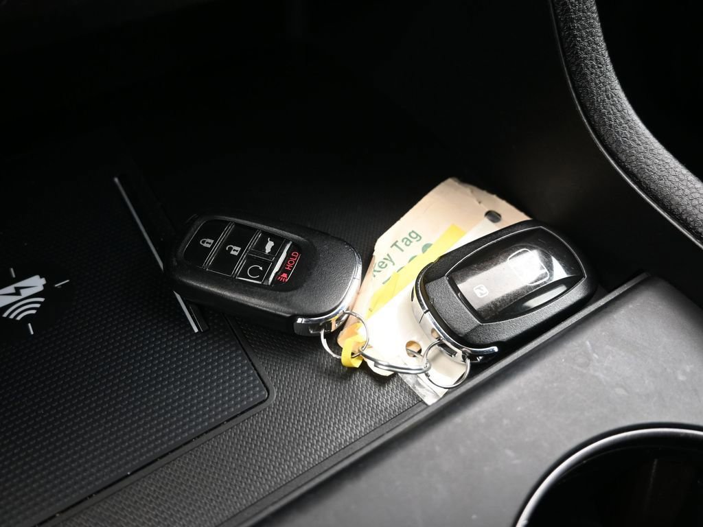 Used 2023 Honda Pilot TrailSport image 16