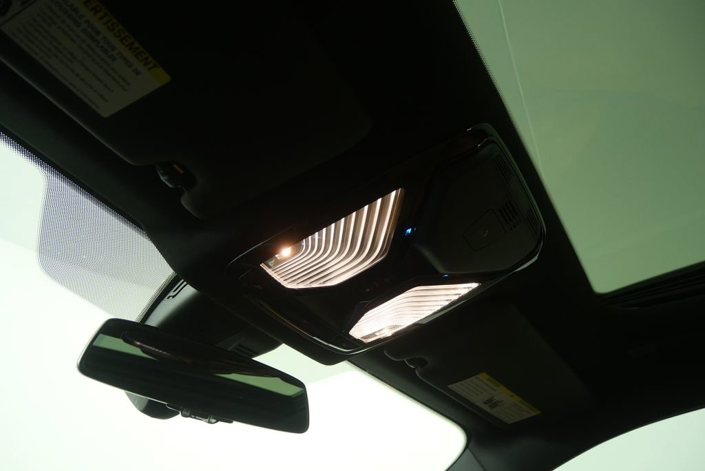 Certified 2024 BMW 230i Coupe w/ Premium Package image 18