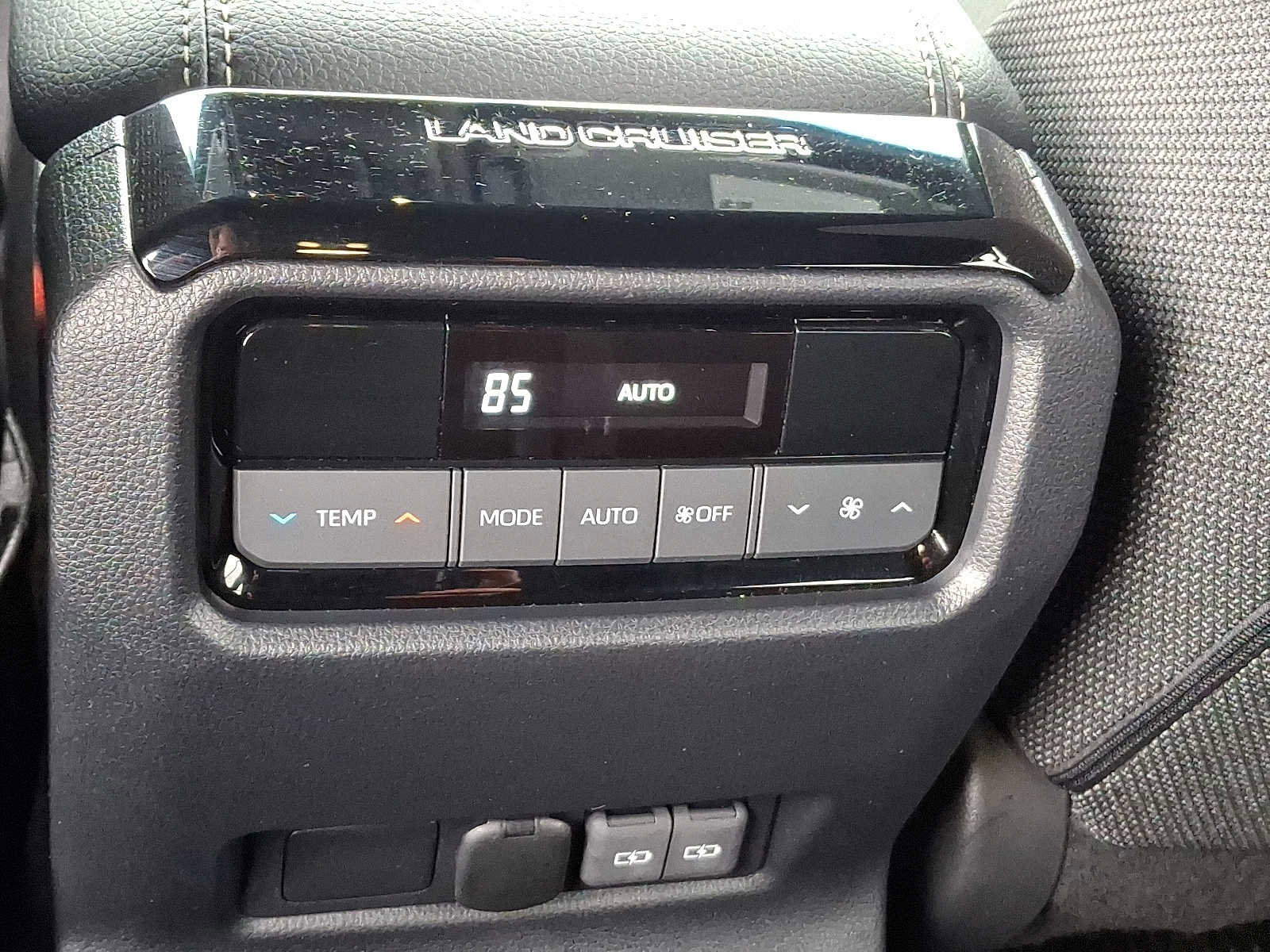 Used 2025 Toyota Land Cruiser 1958 image 14