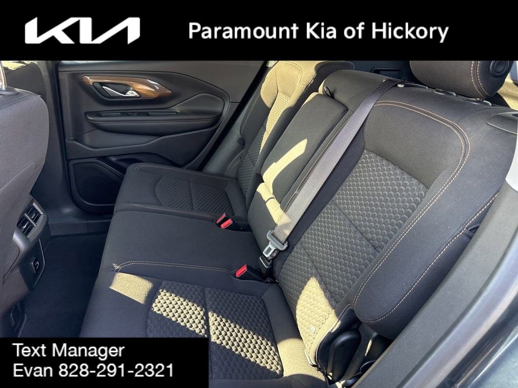 Used 2018 GMC Terrain SLE w/ Driver Convenience Package image 13