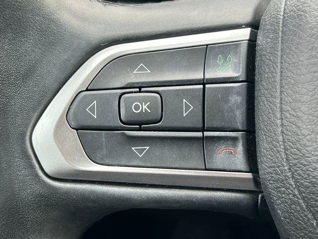 Used 2022 Jeep Compass Latitude image 21