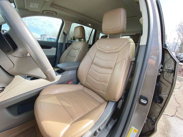 Used 2022 Cadillac XT6 Premium Luxury w/ Technology Package FWD image 20