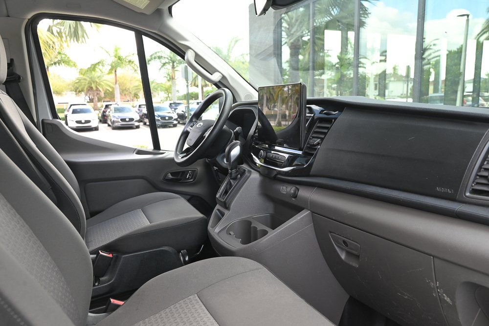 Used 2023 Ford Transit 350 XLT RWD image 19