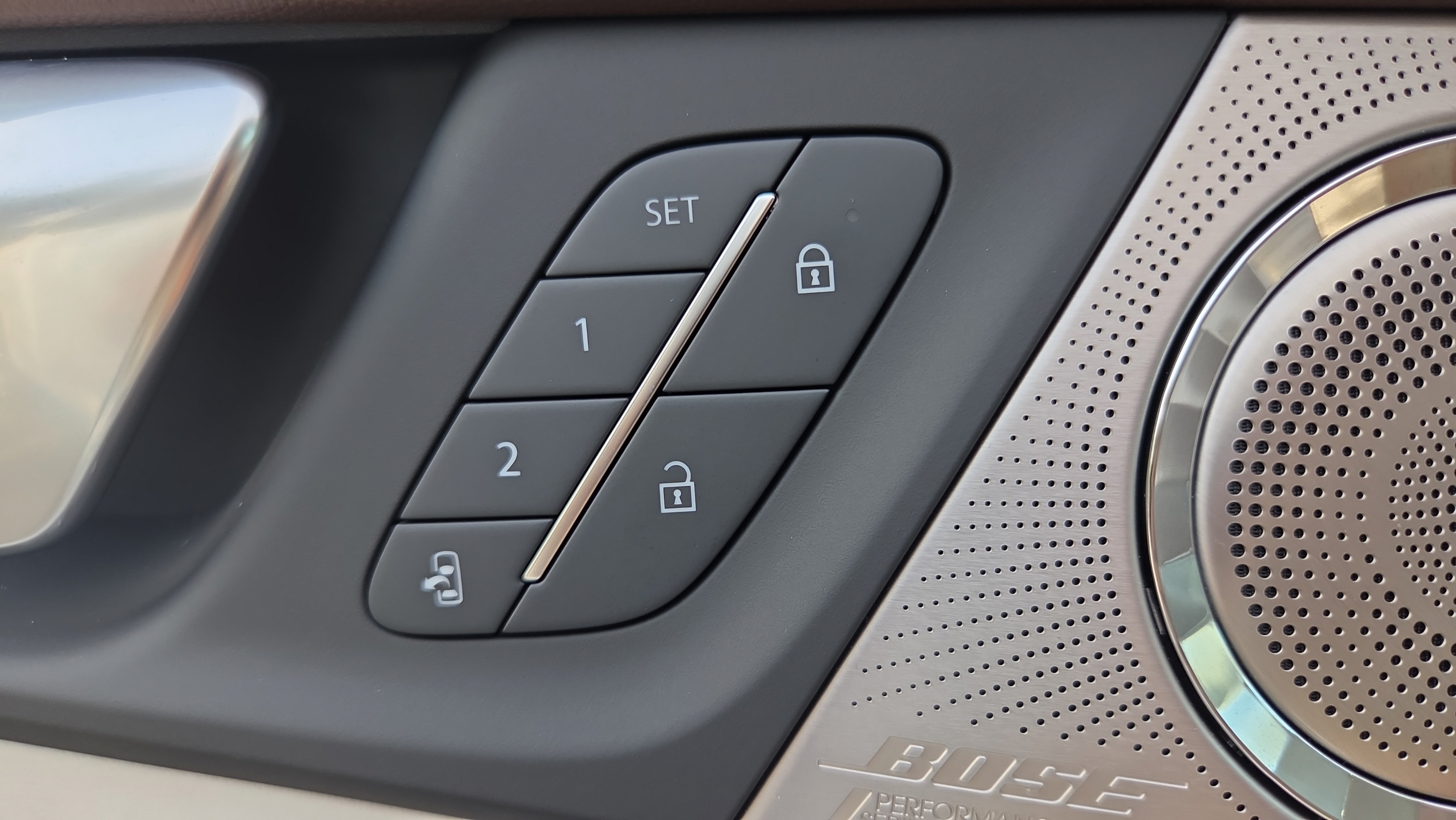 New 2026 Buick Enclave Avenir w/ Super Cruise Package FWD image 27