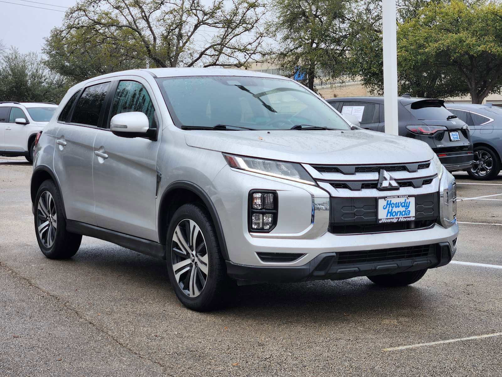 Used 2022 Mitsubishi Outlander Sport SE image 3