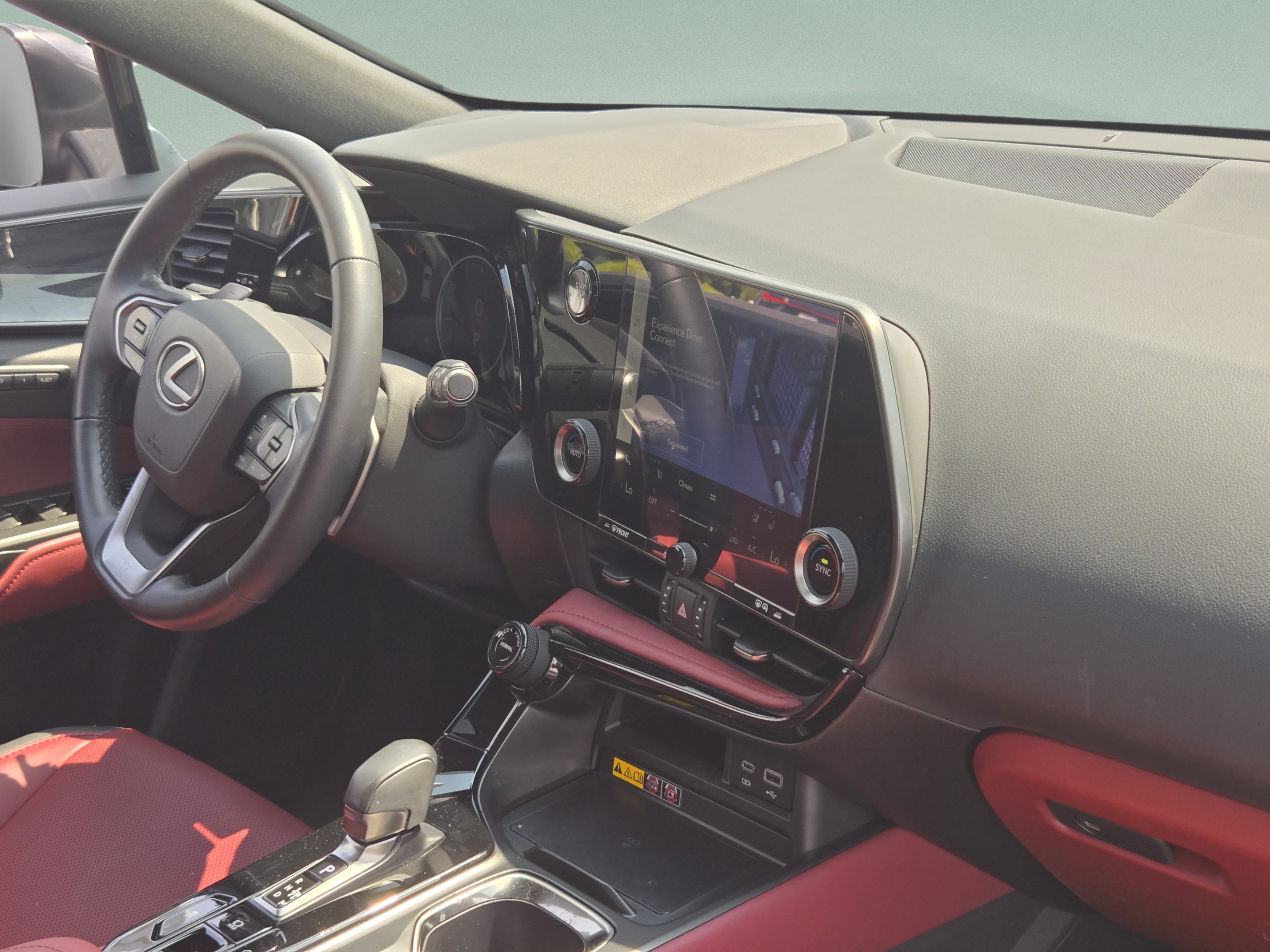 Certified 2025 Lexus NX 250 FWD w/ Accessory Package (Z1) image 27