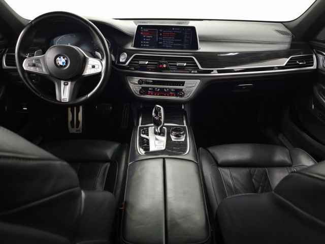 Used 2022 BMW 740i xDrive w/ M Sport Package image 14