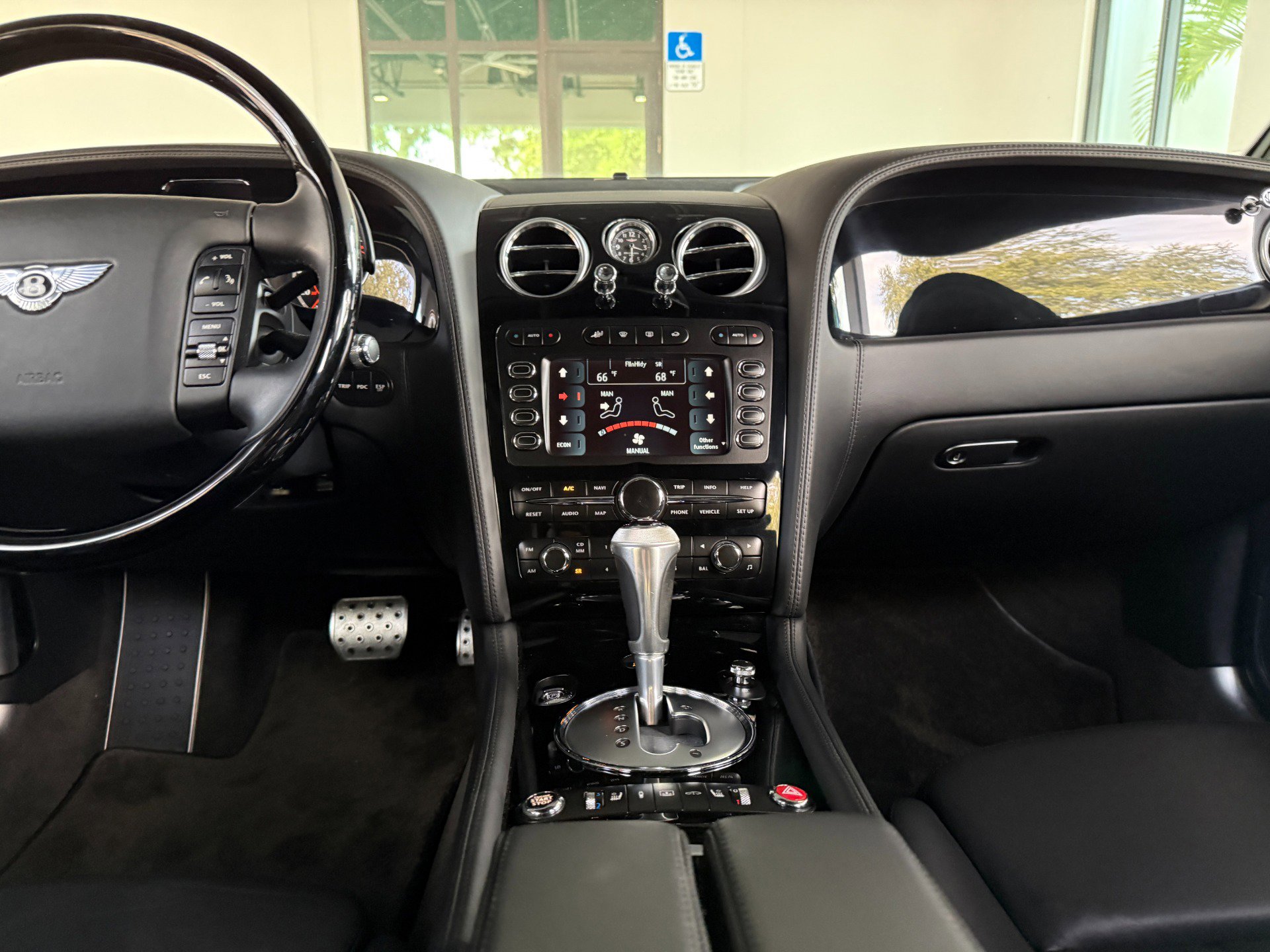 Used 2009 Bentley Flying Spur Flying Spur Speed image 41