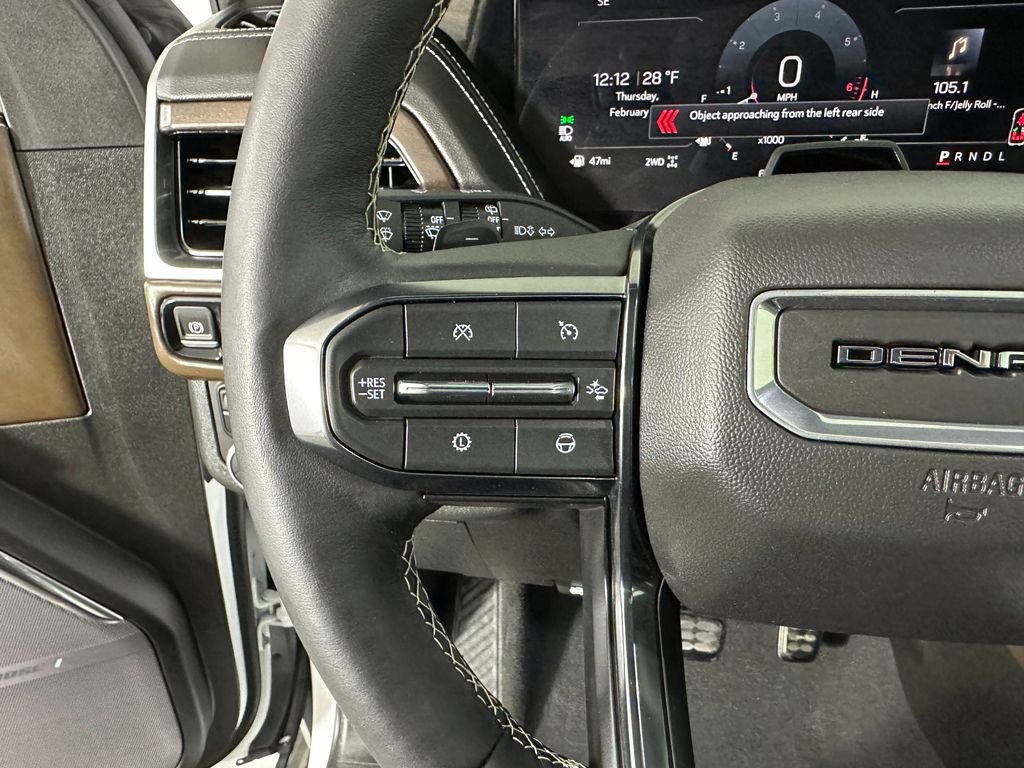 Used 2025 GMC Yukon Denali Ultimate AWD/4WD image 13