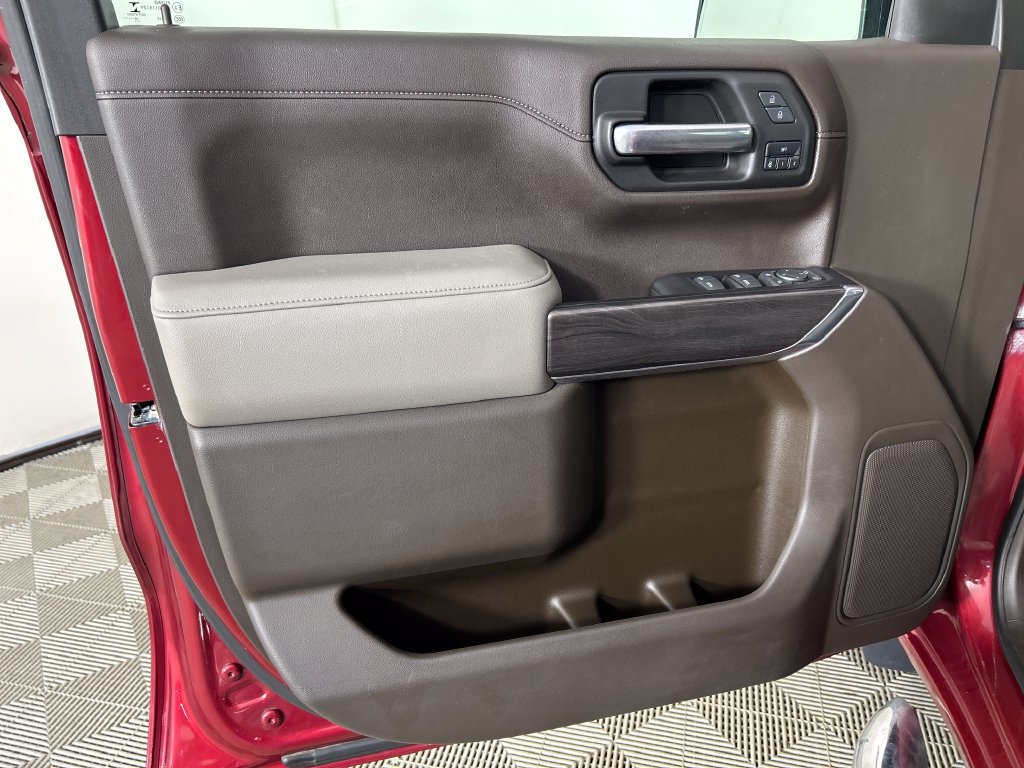 Used 2019 Chevrolet Silverado 1500 LTZ w/ LTZ Plus Package AWD/4WD image 12