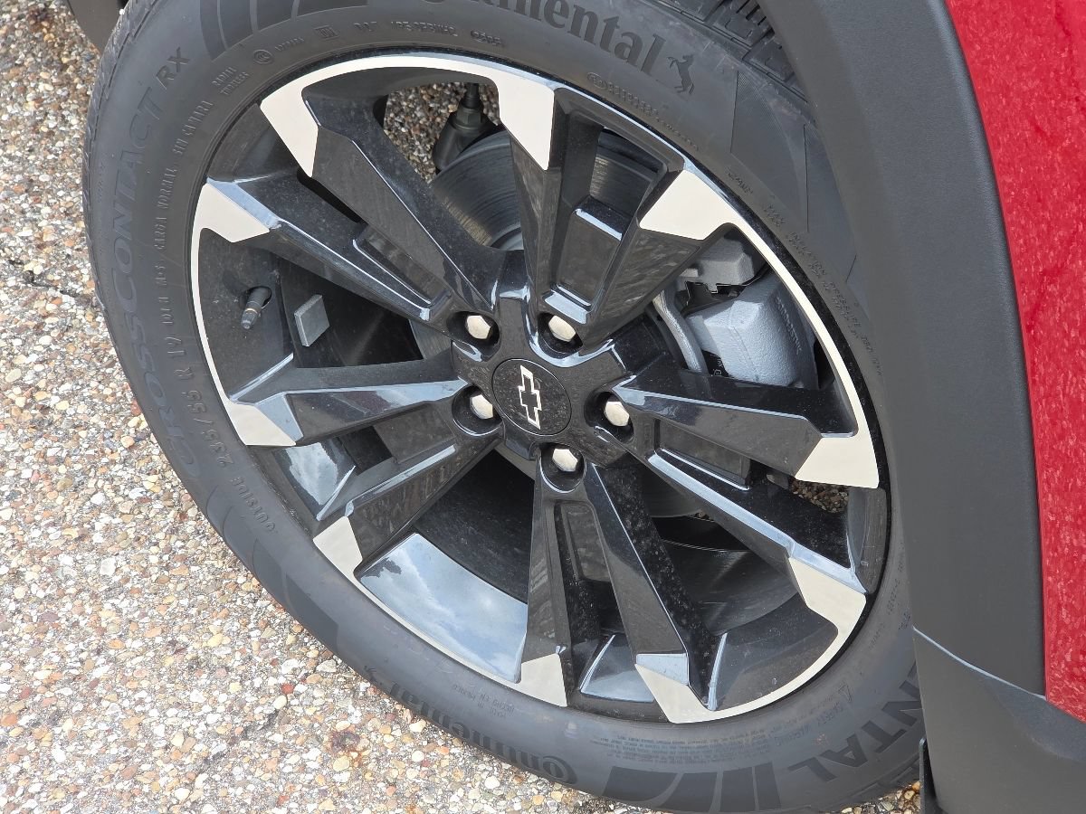 New 2027 Chevrolet Equinox RS FWD image 12