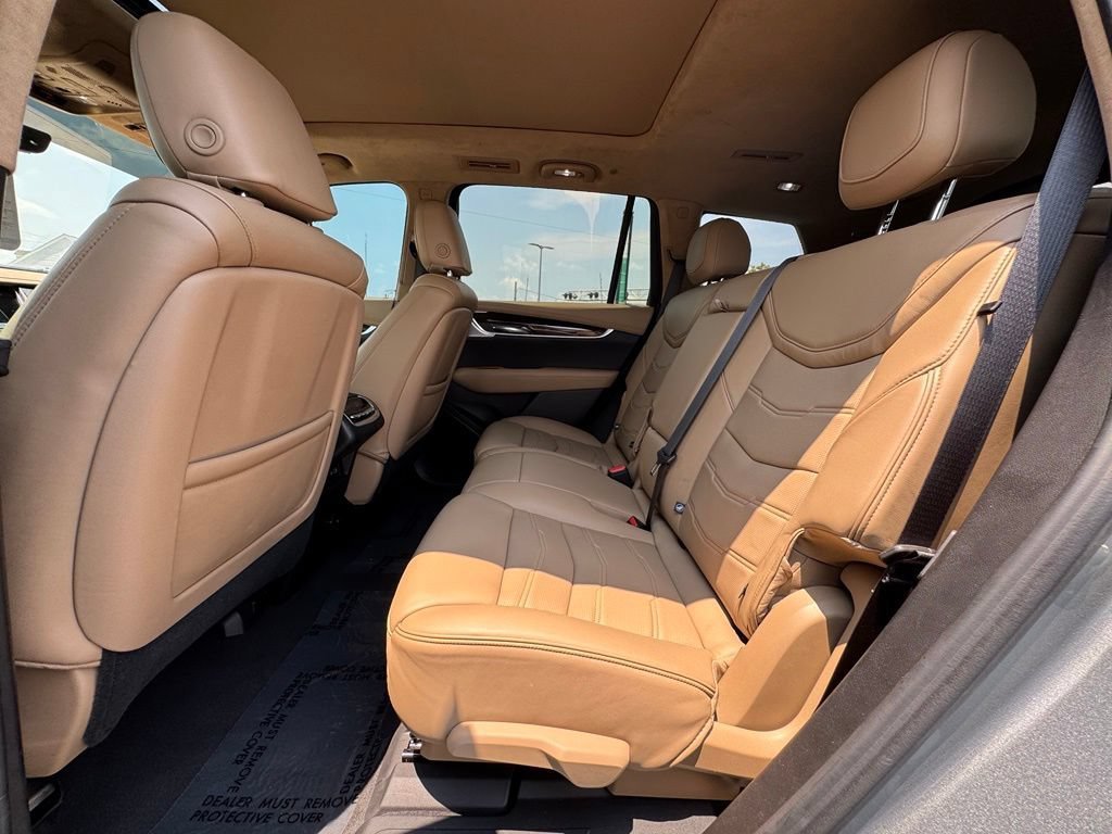 Certified 2024 Cadillac XT6 Sport w/ LPO, Onyx Lite Package AWD/4WD image 37