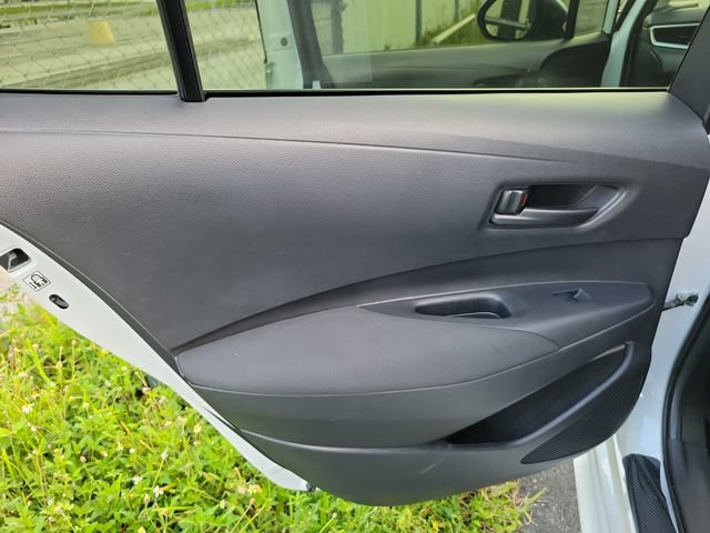 Used 2025 Toyota Corolla LE FWD image 8