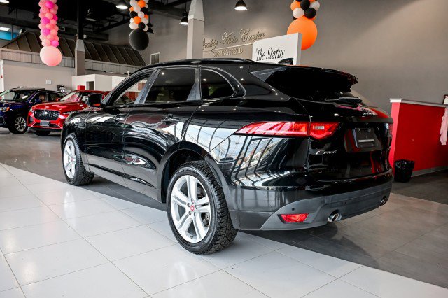 Used 2019 Jaguar F-PACE R-Sport image 7