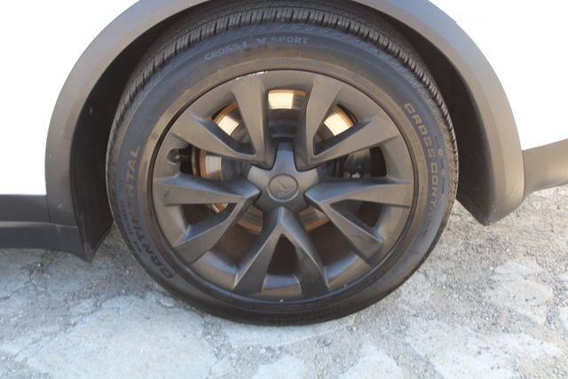 Used 2023 Tesla Model X AWD/4WD image 9