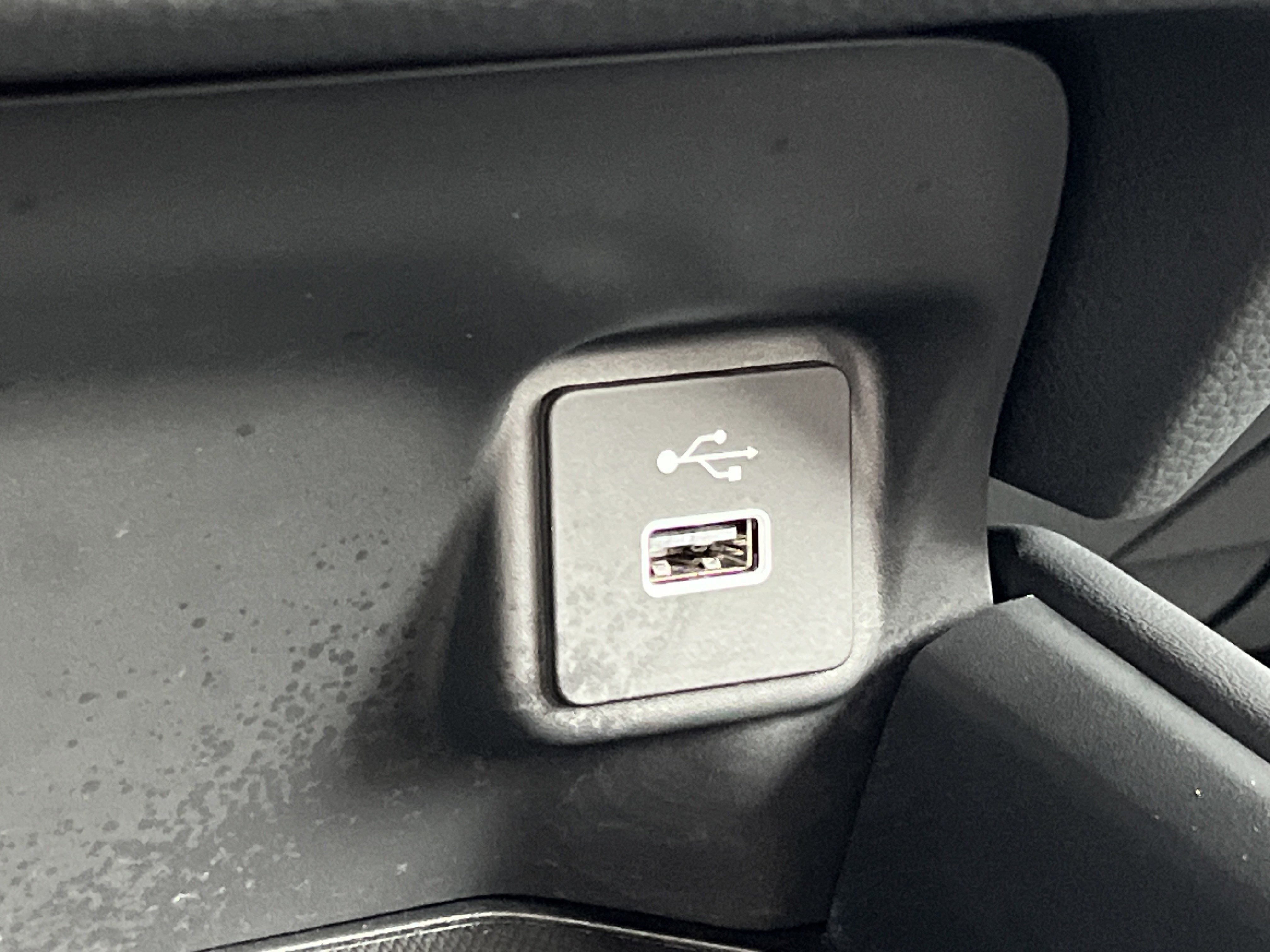 Certified 2025 Honda HR-V Sport image 7