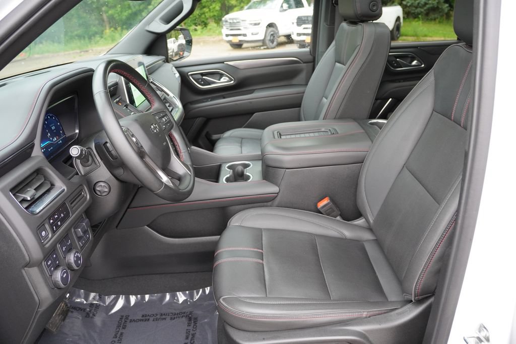 Certified 2024 Chevrolet Tahoe RST w/ Luxury Package AWD/4WD image 16