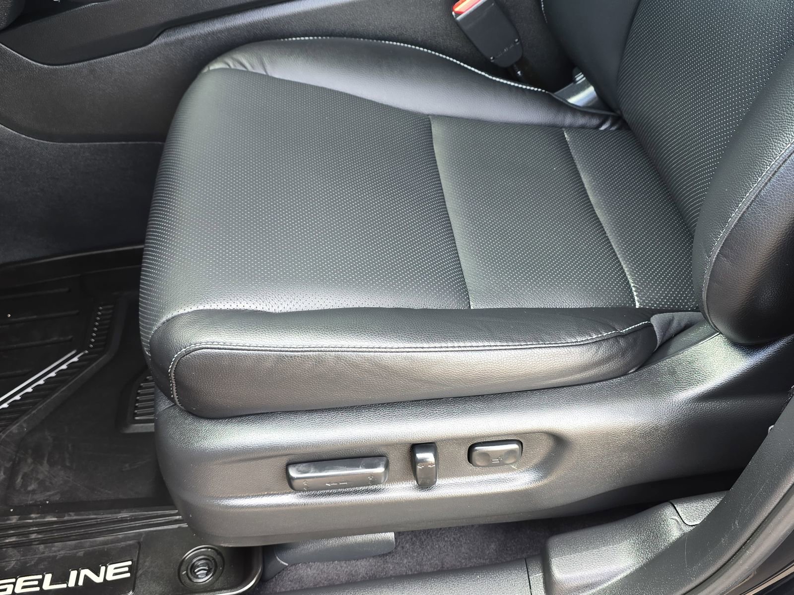 Certified 2025 Honda Ridgeline RTL image 30