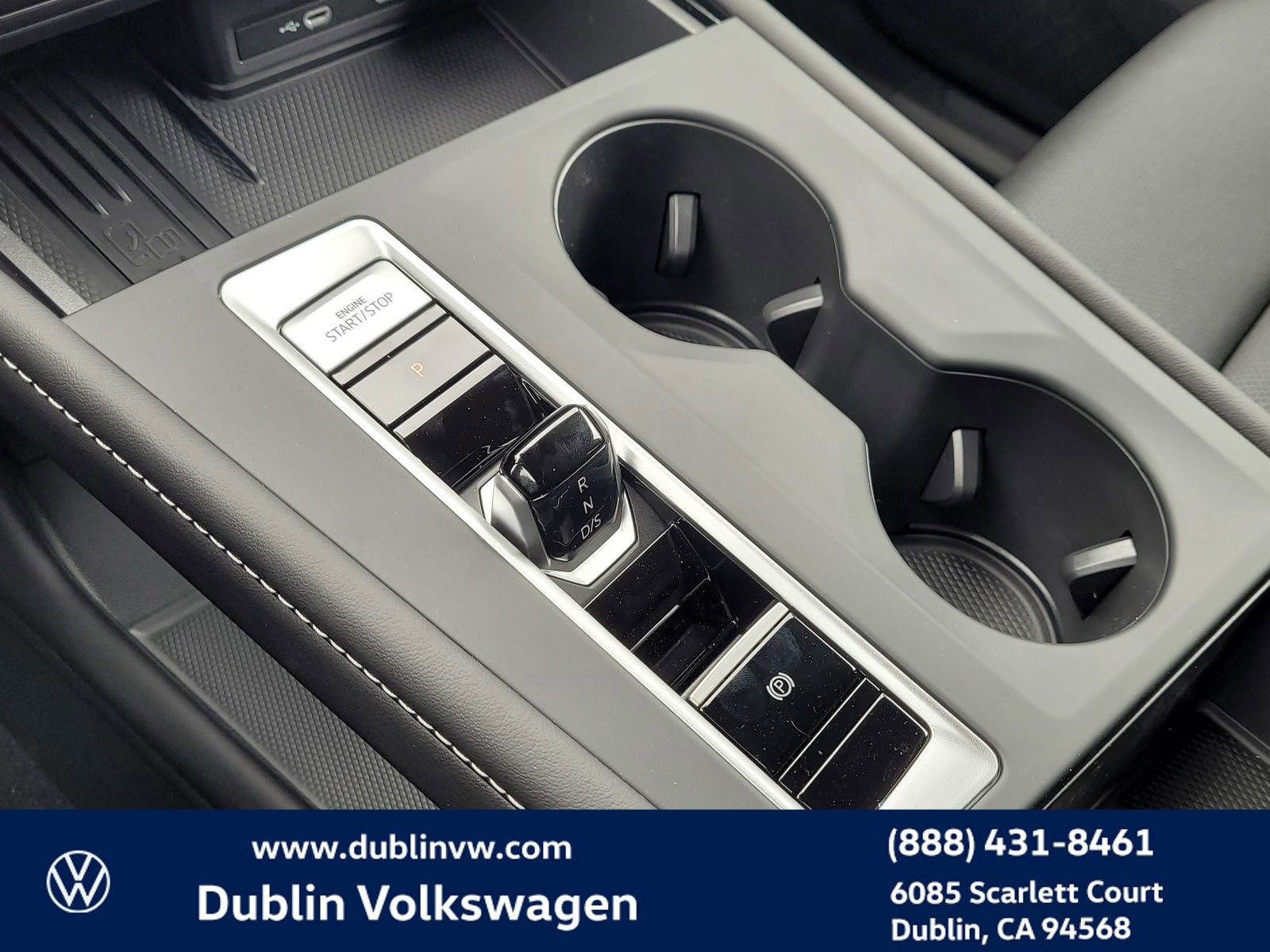 New 2026 Volkswagen Atlas SE image 14