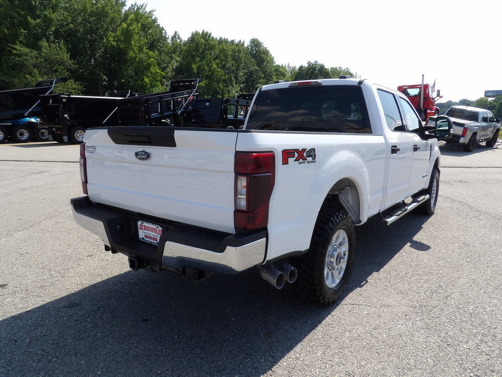 Used 2020 Ford F250 XLT w/ FX4 Off-Road Package AWD/4WD image 7