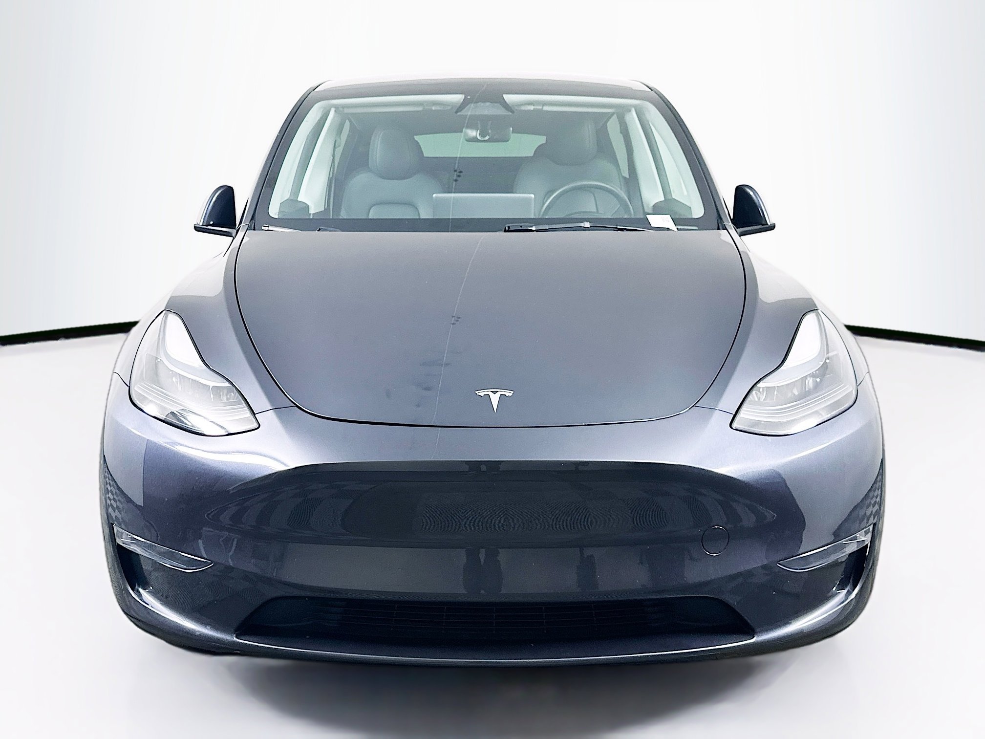Used 2025 Tesla Model Y Long Range image 2