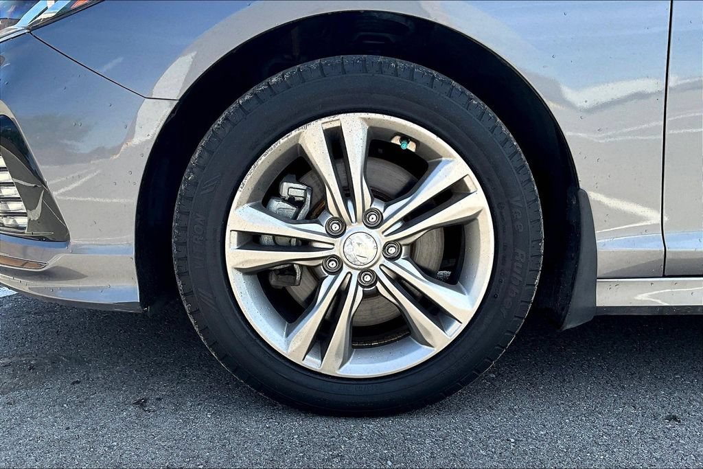Used 2019 Hyundai Sonata SEL w/ Tech Package 02 FWD image 8