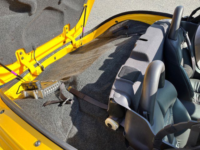 Used 2002 Chrysler Prowler image 36