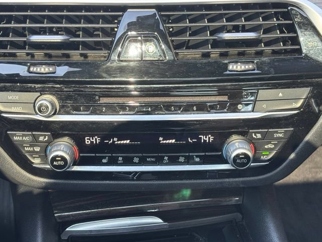 Used 2019 BMW 530e xDrive AWD/4WD image 32
