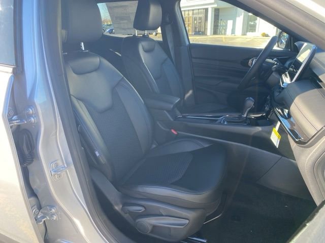 New 2026 Jeep Compass Altitude image 23