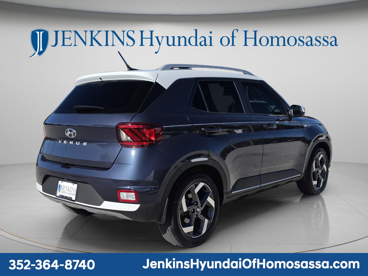 Used 2026 Hyundai Venue SEL FWD image 5
