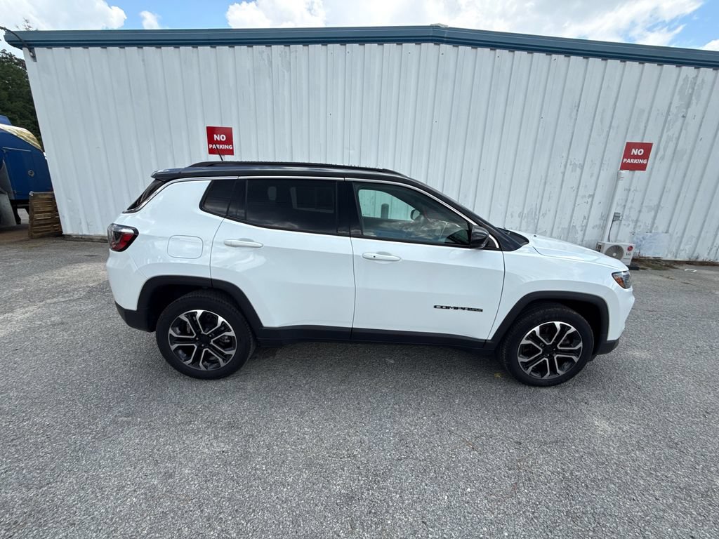 Used 2023 Jeep Compass Limited AWD/4WD image 8