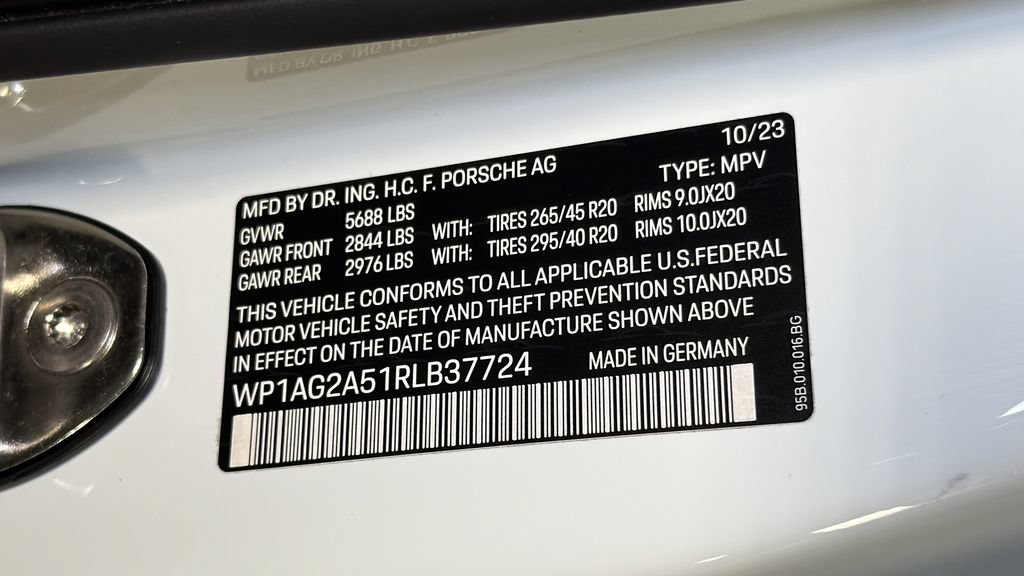 Used 2024 Porsche Macan S AWD/4WD image 33