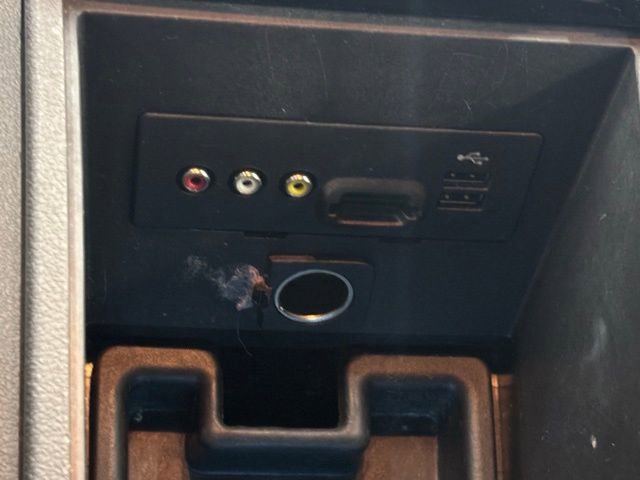 Used 2014 Ford Edge Limited w/ Driver Entry Package FWD image 28