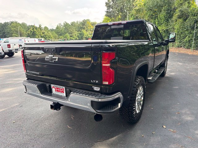 Used 2024 Chevrolet Silverado 2500 LTZ w/ LTZ Premium Package AWD/4WD image 5