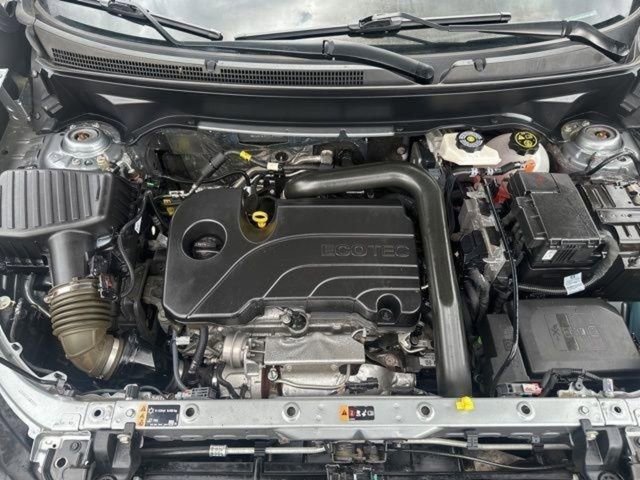 Used 2023 Chevrolet Equinox LS AWD/4WD image 10