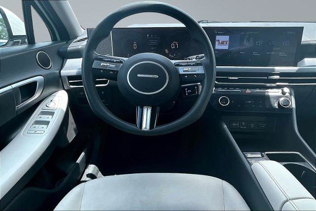 Used 2025 Hyundai Sonata SEL FWD image 5