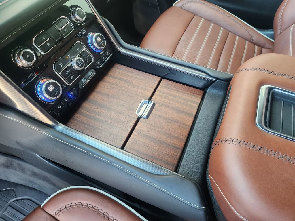 Used 2023 GMC Yukon XL Denali Ultimate image 19