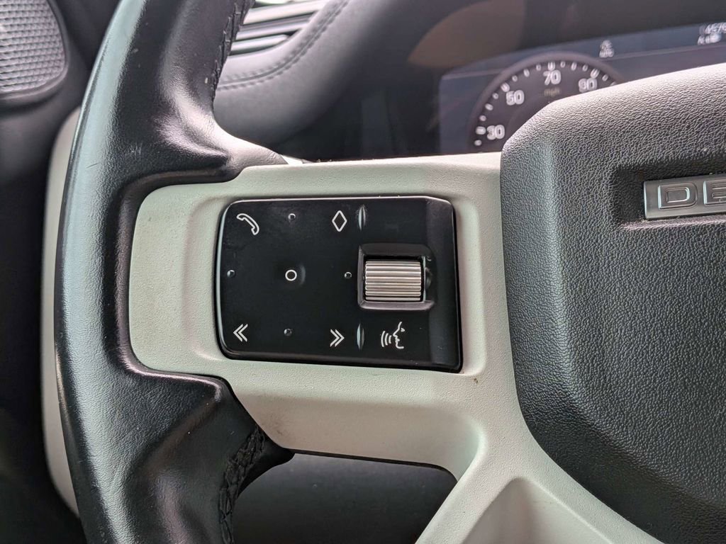 Used 2020 Land Rover Defender 110 SE AWD/4WD image 27