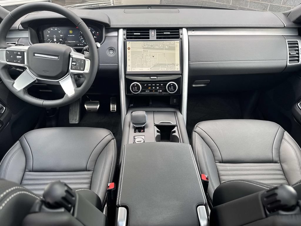 New 2026 Land Rover Discovery Dynamic SE AWD/4WD image 19