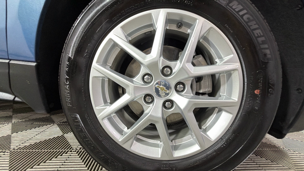 Used 2024 Chevrolet Equinox LS w/ Driver Confidence II Package FWD image 36