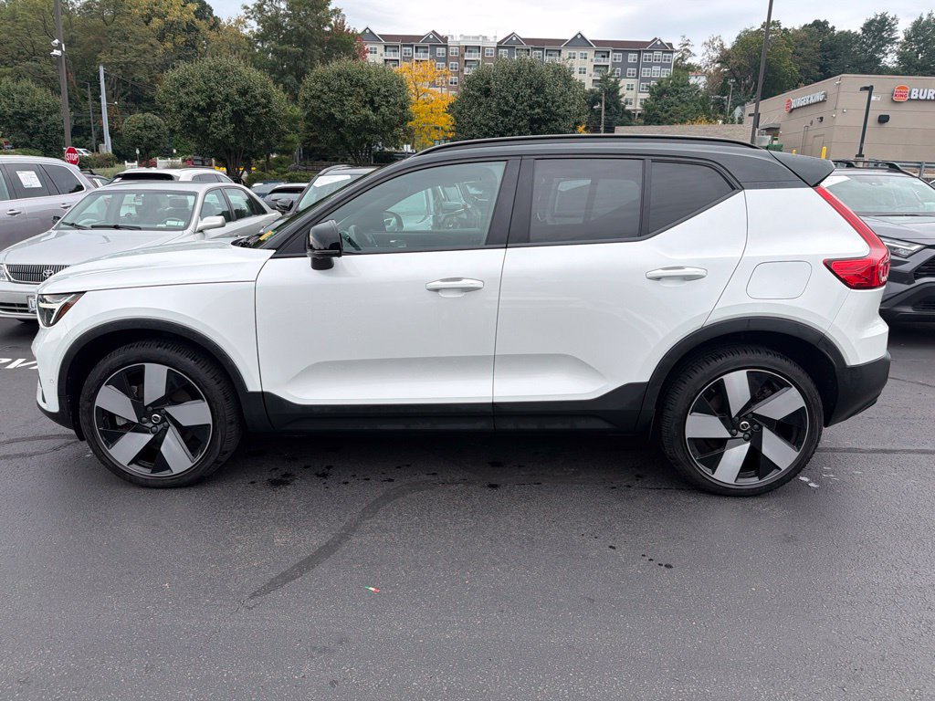 Certified 2023 Volvo XC40 Recharge Ultimate AWD/4WD image 3
